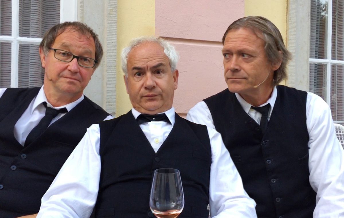 Das Zwinger-Trio wünscht frohe Weihnachten…